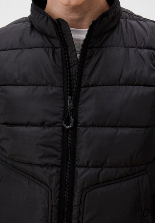 Жилет утепленный Replay