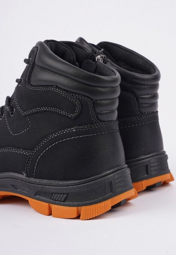 Ботинки Tikkago