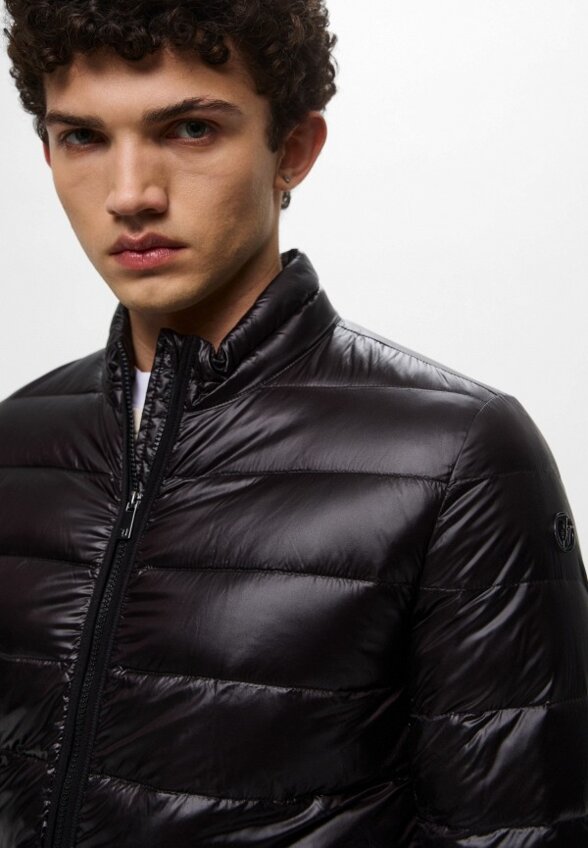 Пуховик Trussardi