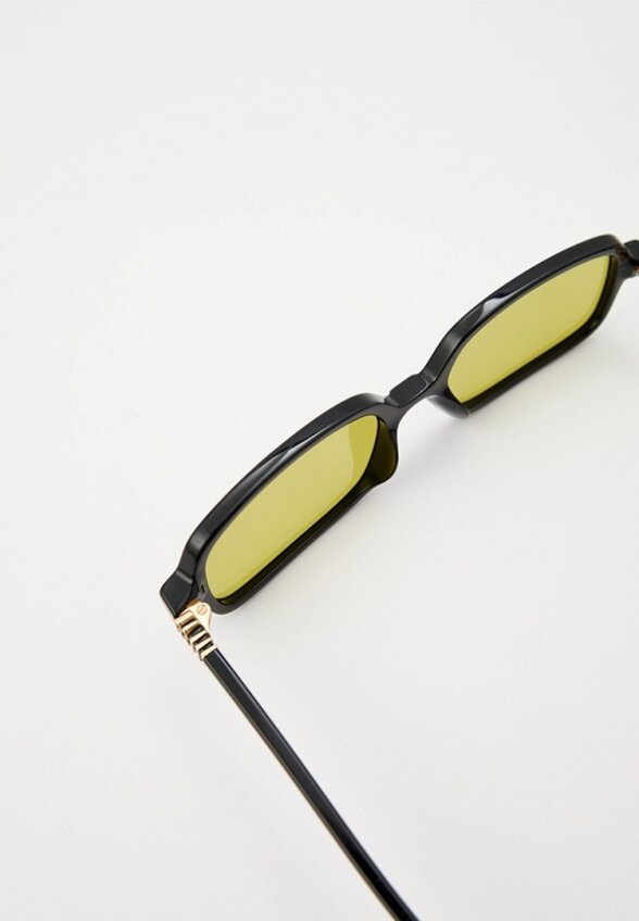 Очки солнцезащитные Miu Miu