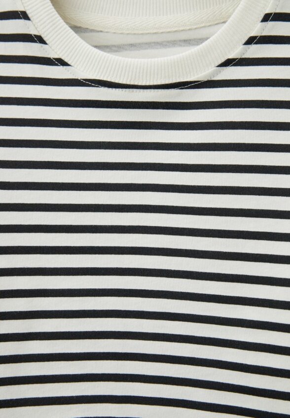 Лонгслив Mark Formelle