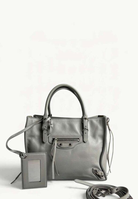 Balenciaga Papier
