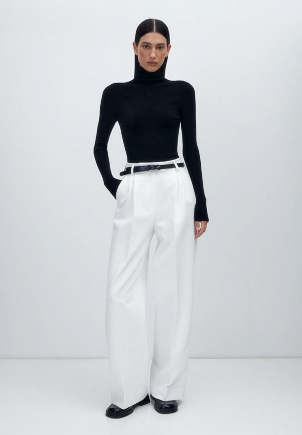 Водолазка Brusnika