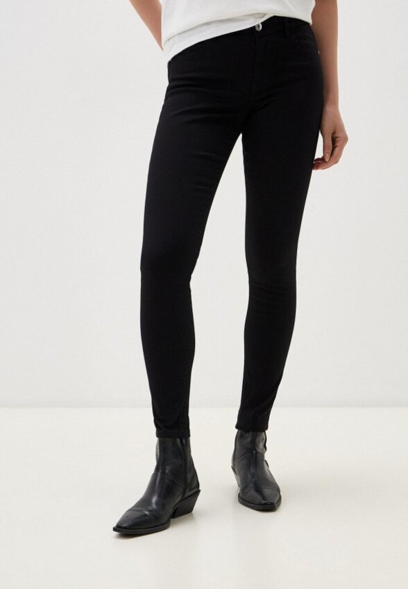 Джинсы Terranova