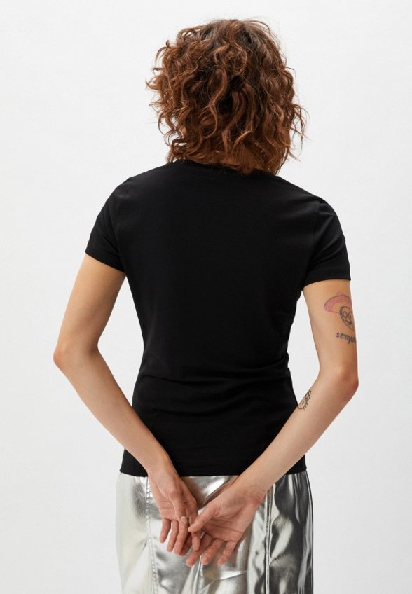 Футболка Guess