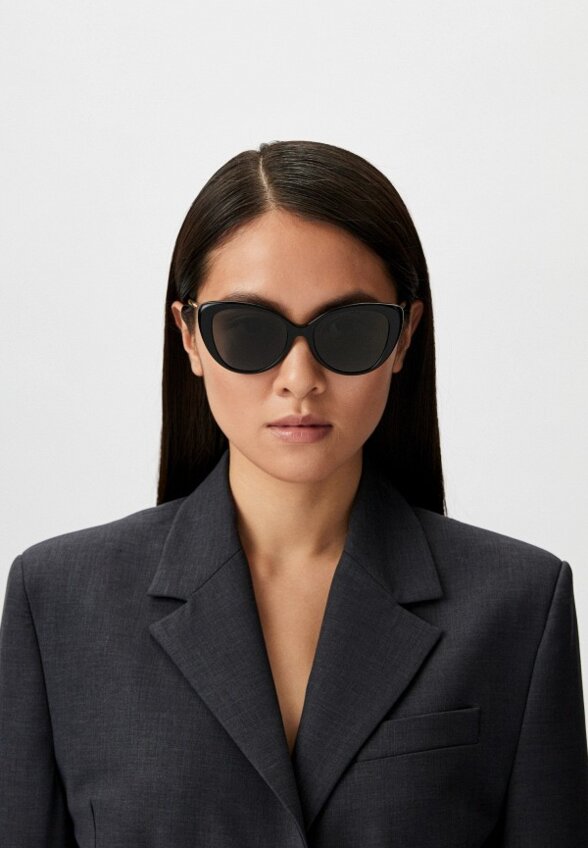 Очки солнцезащитные Burberry