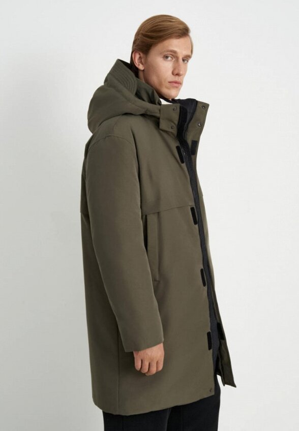 Пуховик Finn Flare