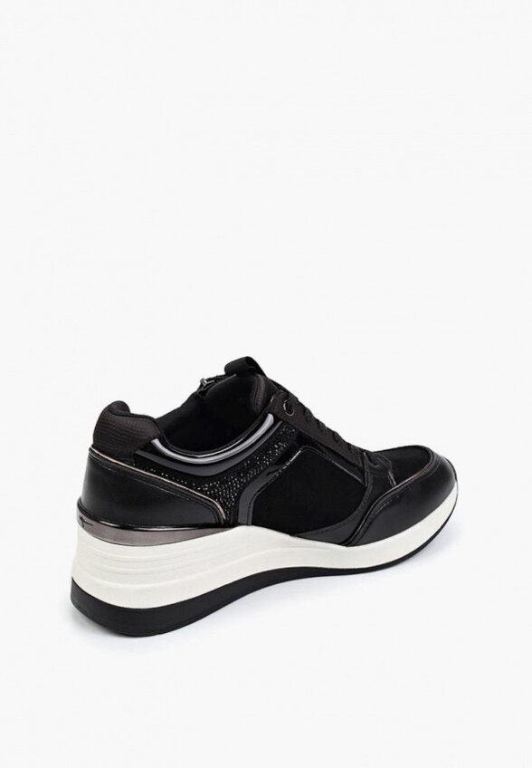 Кроссовки Tamaris