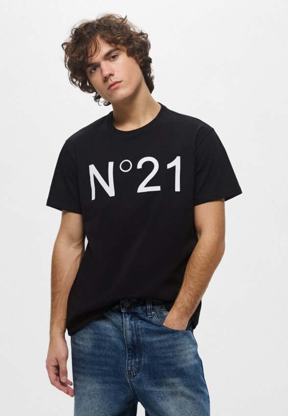 Футболка N21