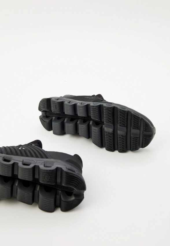 Кроссовки On