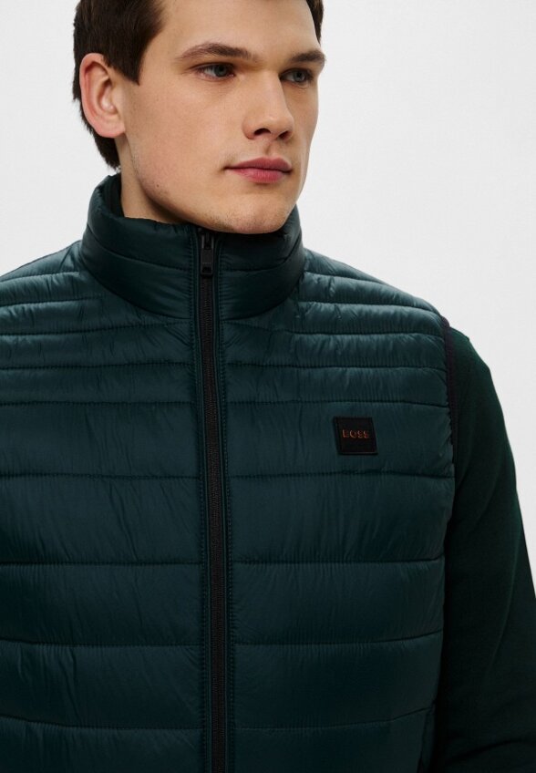 Жилет утепленный Boss