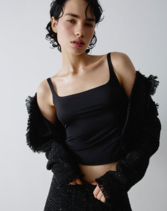 Укороченный топ из линейки SELA Young женщинам