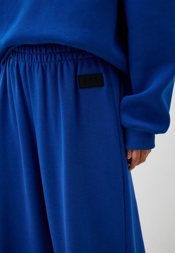 Брюки спортивные DNK