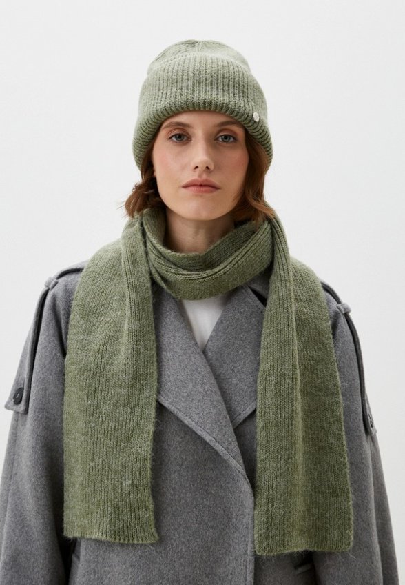 Шапка и шарф Ferz