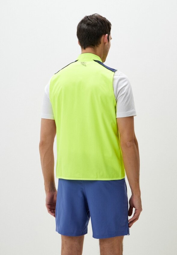 Жилет спортивный Under Armour