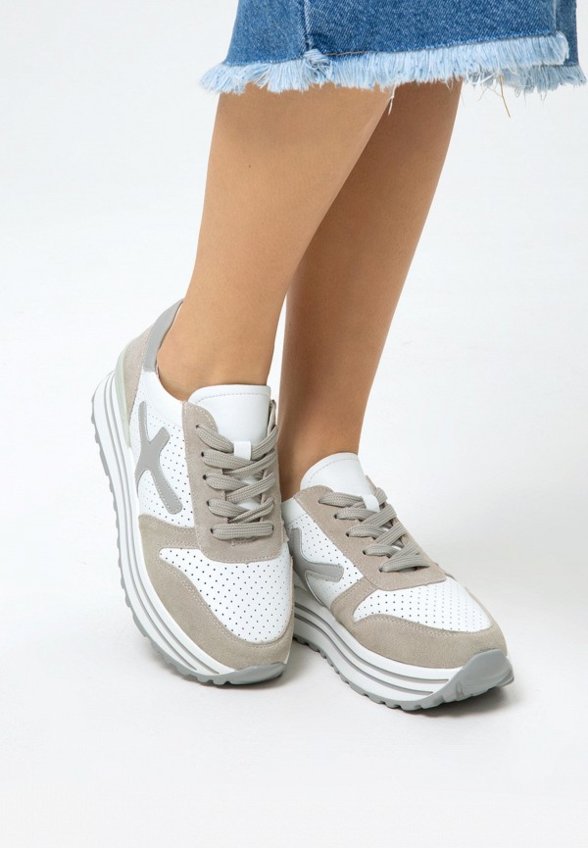 Кроссовки Donna Daniella