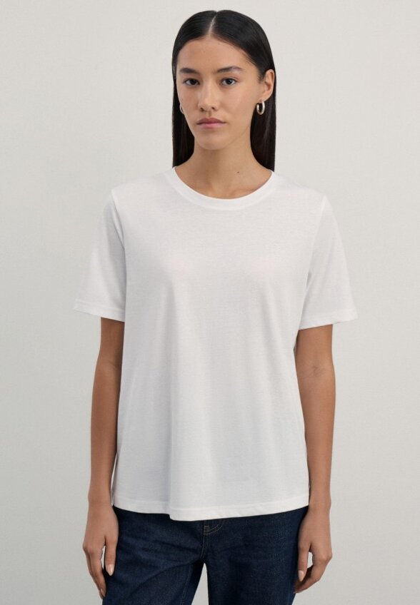 Футболка Zarina