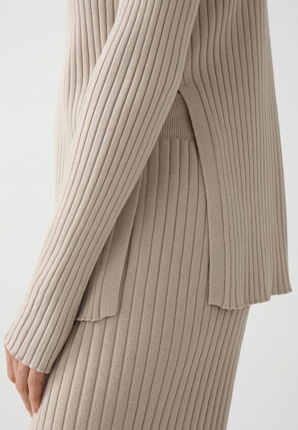 Пуловер Conso