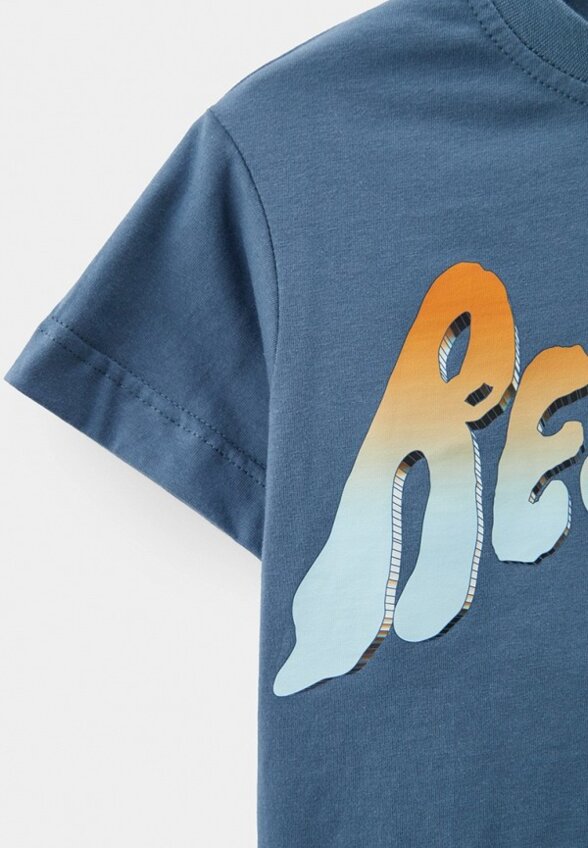 Футболка Pelican