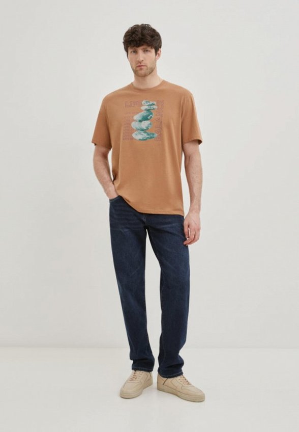 Футболка Finn Flare