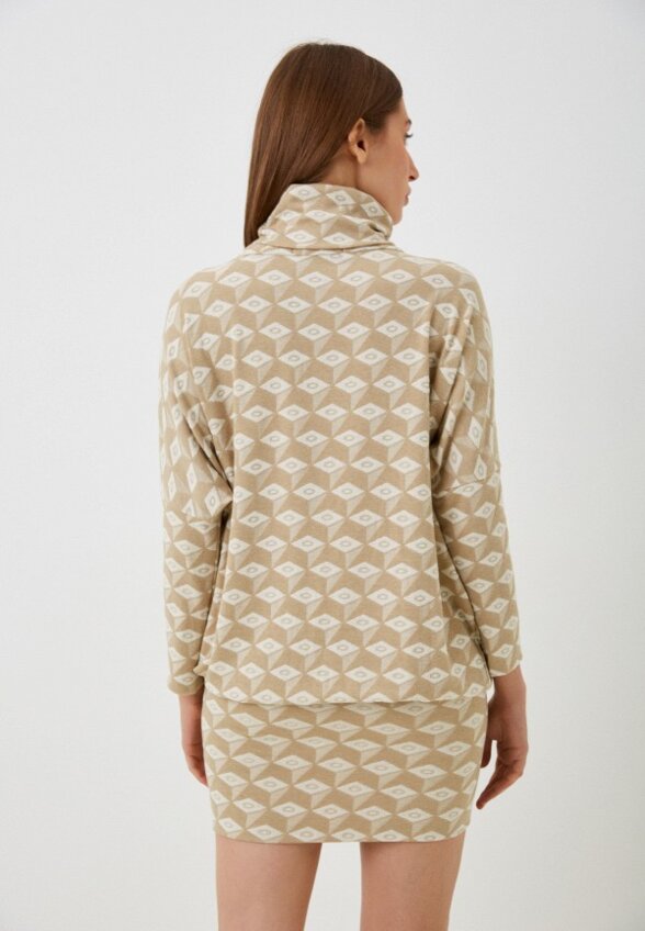 Платье MadaM T