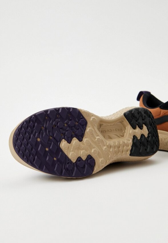 Кроссовки Vans