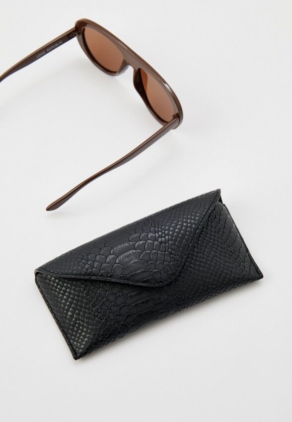 Очки солнцезащитные Love Republic