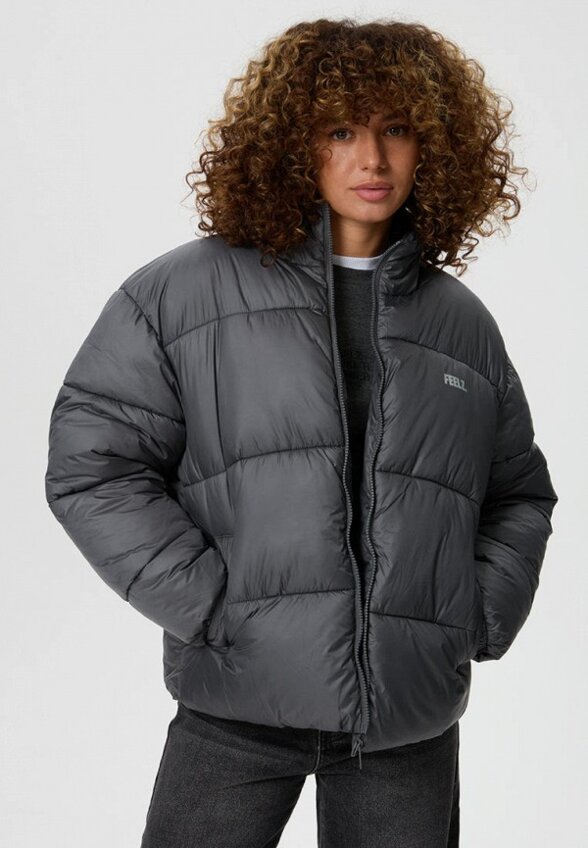 Пуховик Feelz