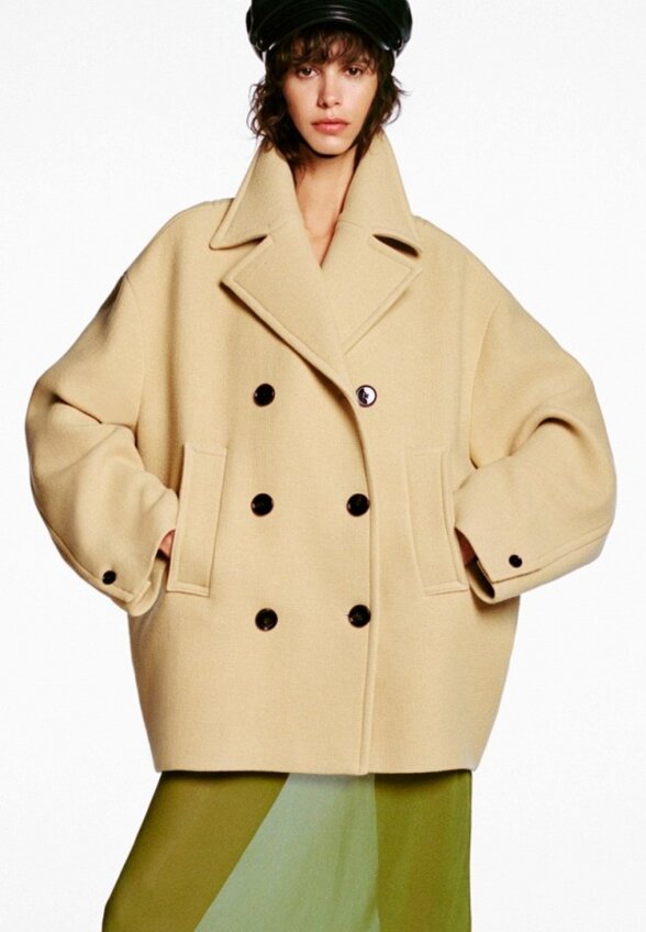 Полупальто Mango