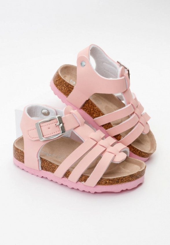 Сандалии Tikkago