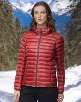 Ультралегкий пуховик женский Bask Chamonix Light V2, Красный женщинам