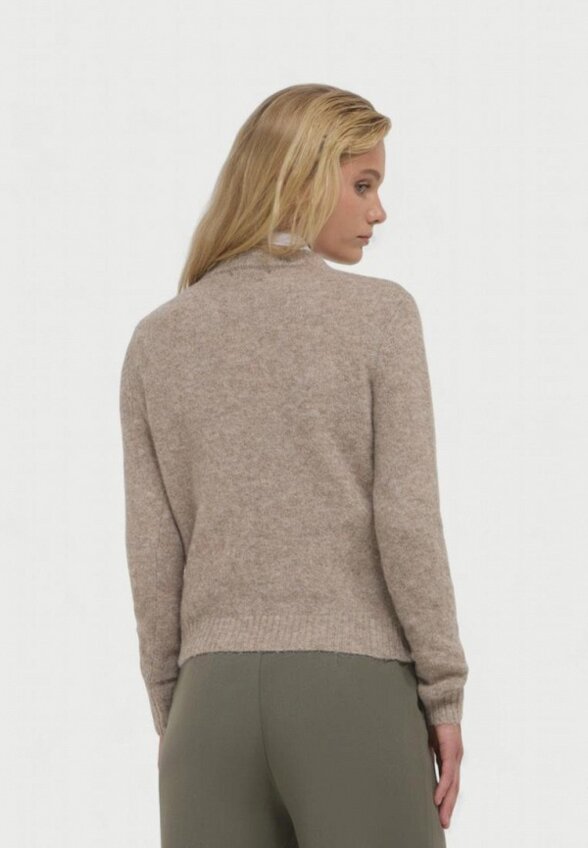 Джемпер Calliope