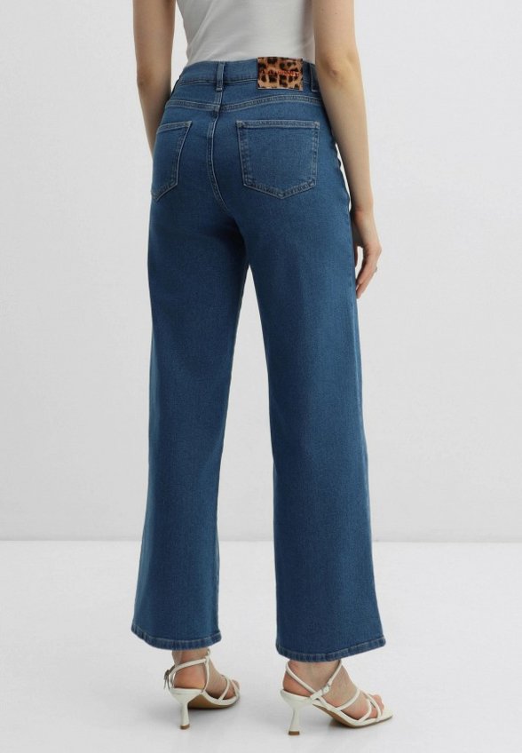 Джинсы Lilly Bennet