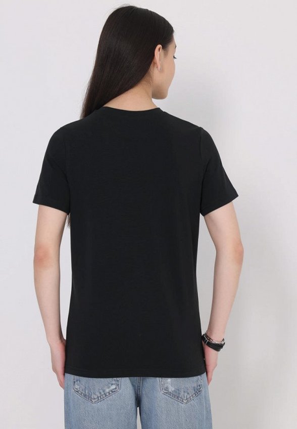 Футболка Апрель