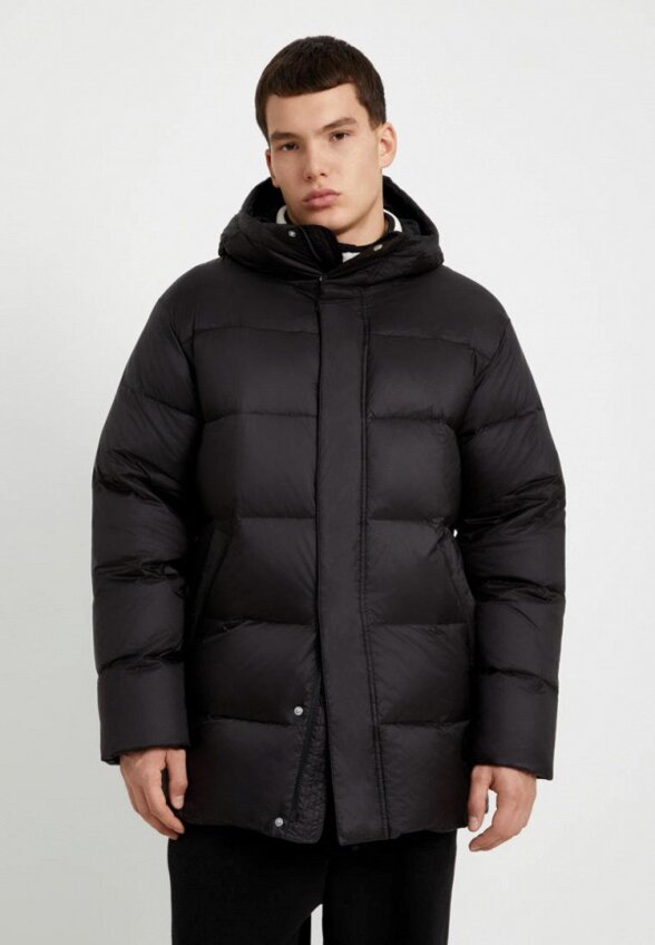 Пуховик Finn Flare