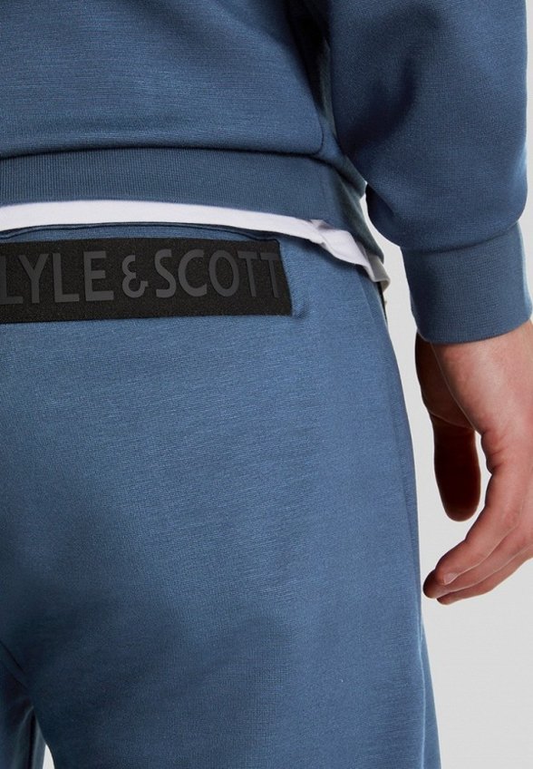Брюки спортивные Lyle & Scott
