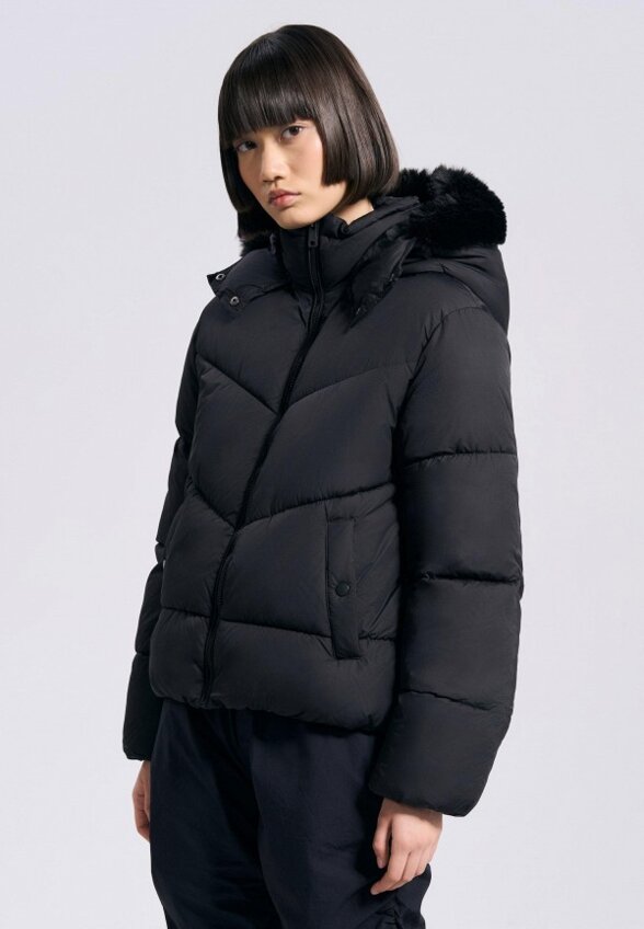 Пуховик Твое