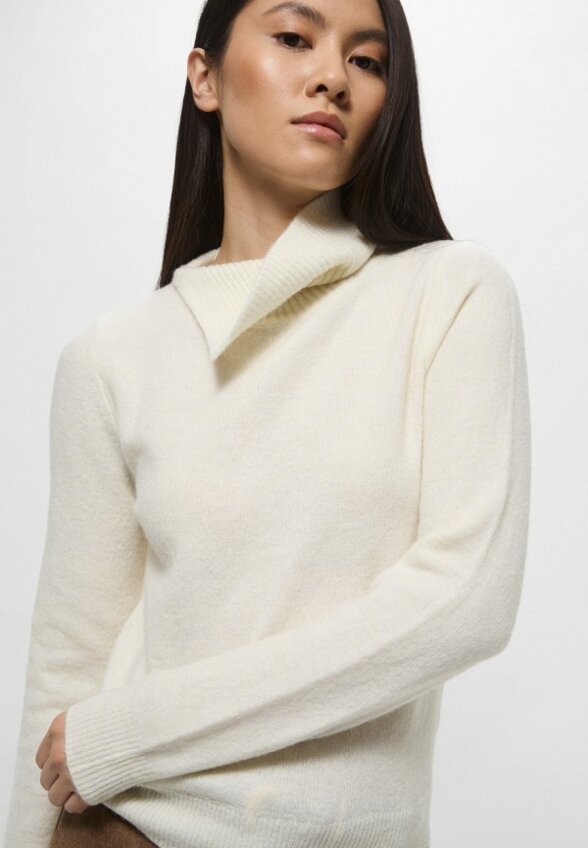 Джемпер Mango