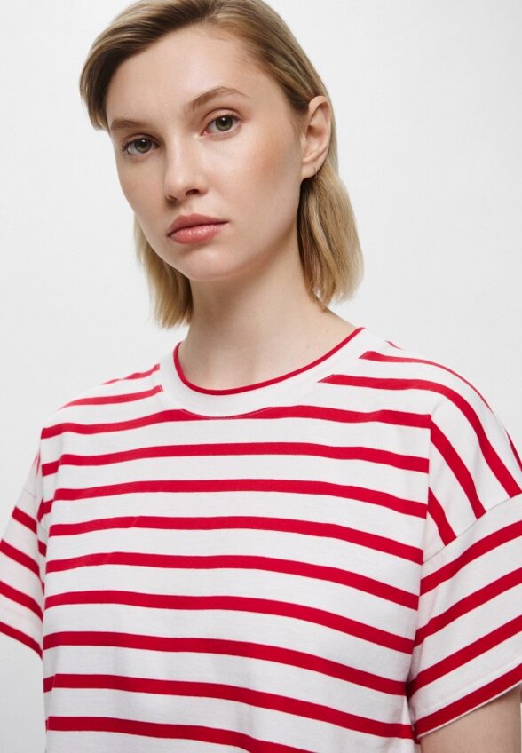 Футболка iBlues