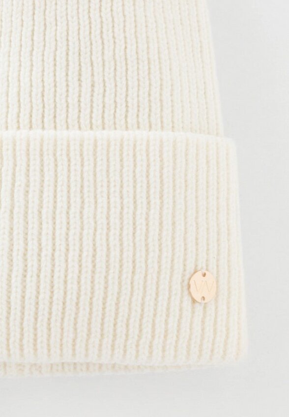 Шапка Very Neat