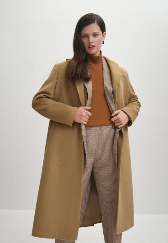 Пальто однобортное Lalis