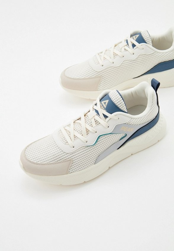 Кроссовки Peak