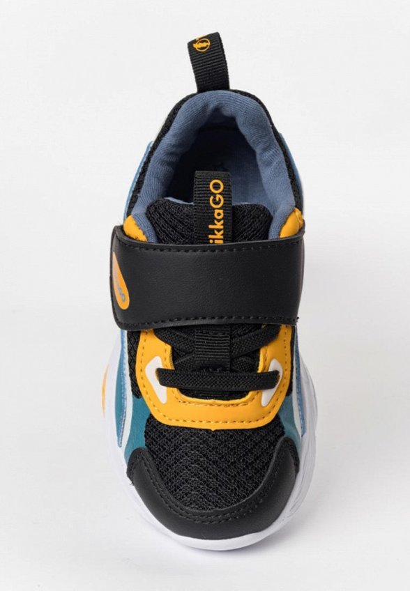 Кроссовки Tikkago