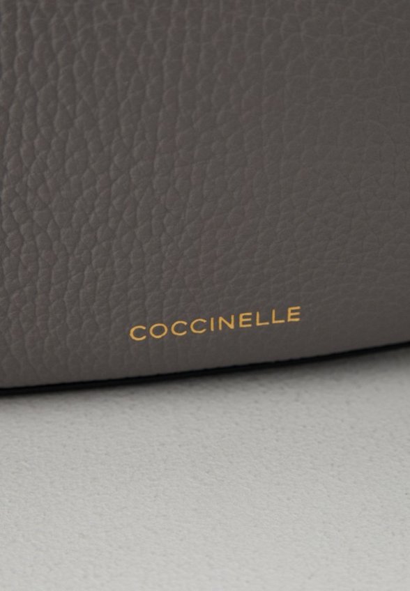 Сумка Coccinelle