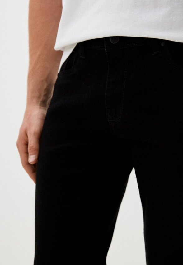 Джинсы Mossmore