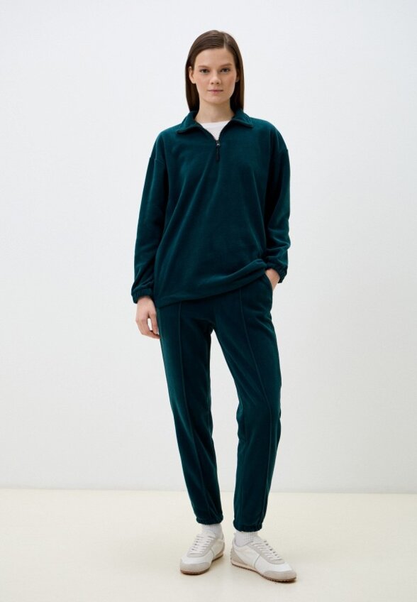 Костюм спортивный Nila