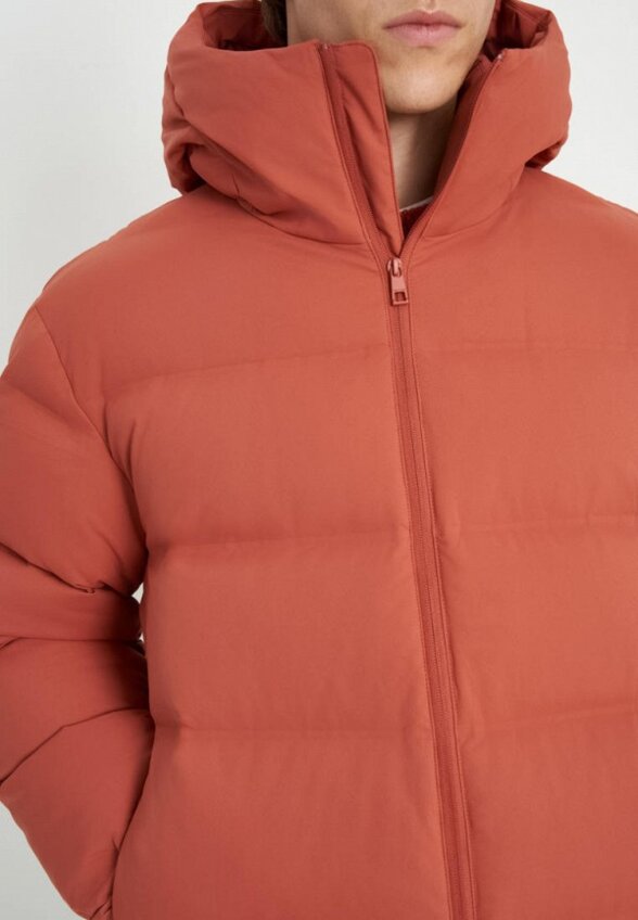 Пуховик Finn Flare