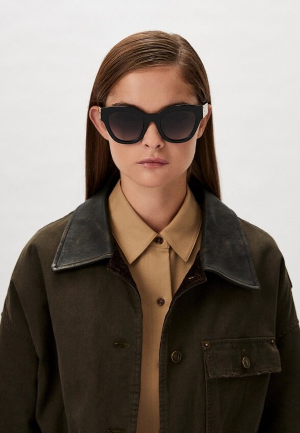 Очки солнцезащитные Miu Miu