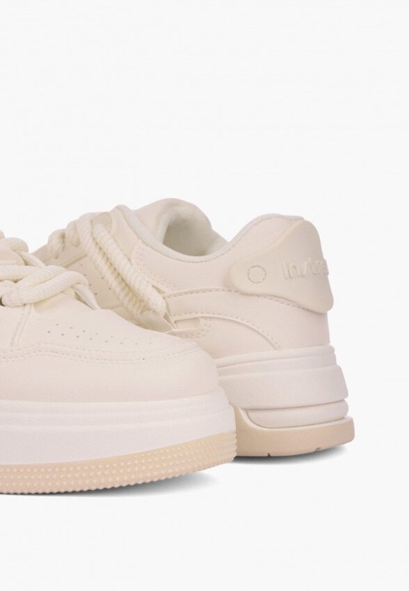 Кроссовки Instreet