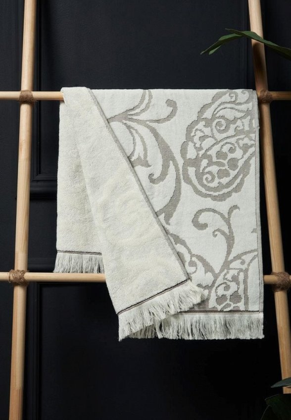 Полотенце Sanpa